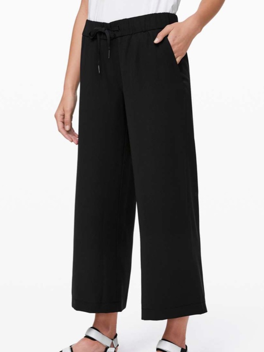 Lululemon On the Fly Wide-Leg 7/8 Pant *Woven Size 8